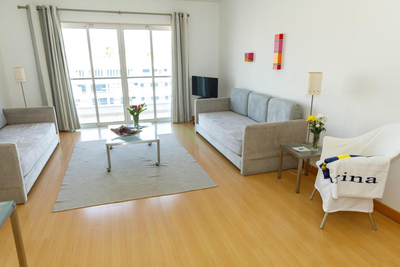 Suíte de 1 Quarto com Vista da Marina ou da Piscina (1 a 4 Adultos)